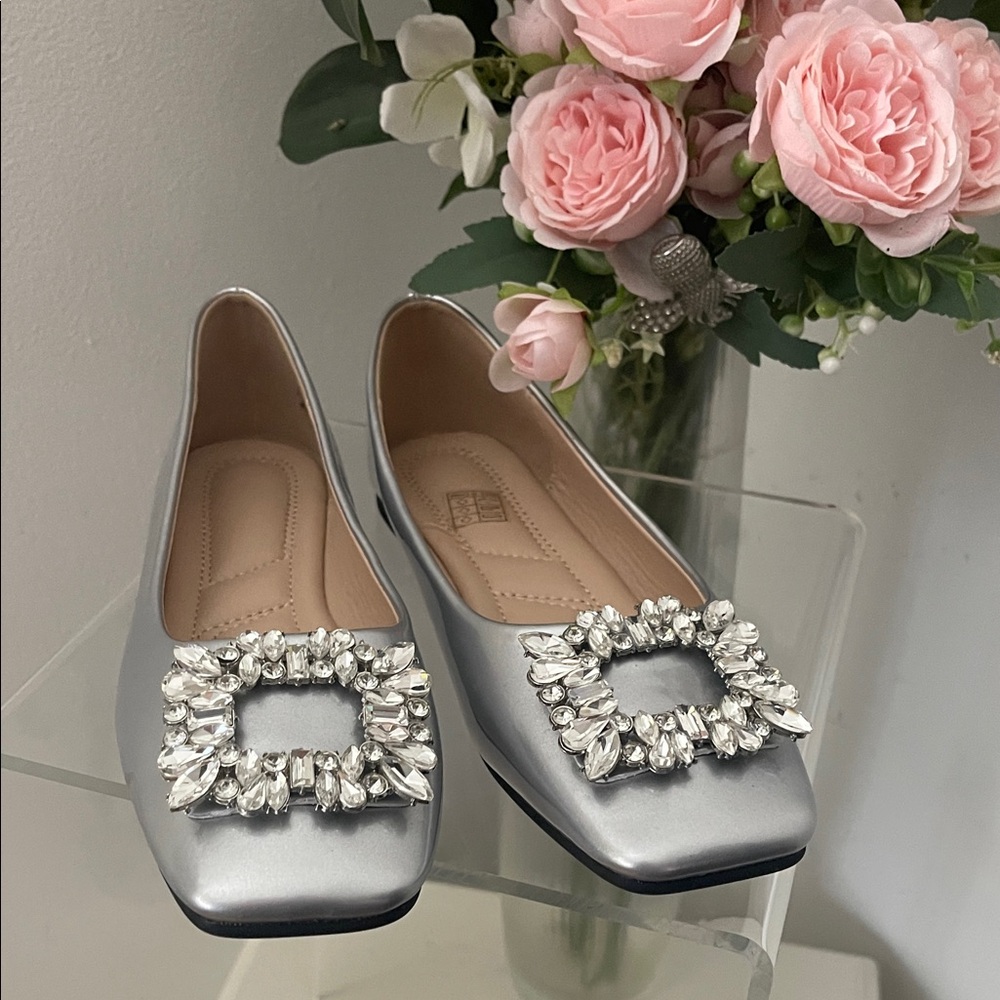 Silver and Rhinestone Flats - Picture 2 of 9
